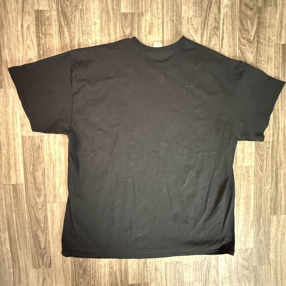 Gildan Ultra Cotton “A Little Bit of the Bubbly” Chris Jericho AEW Graphic Tee - Picture 2 of 6